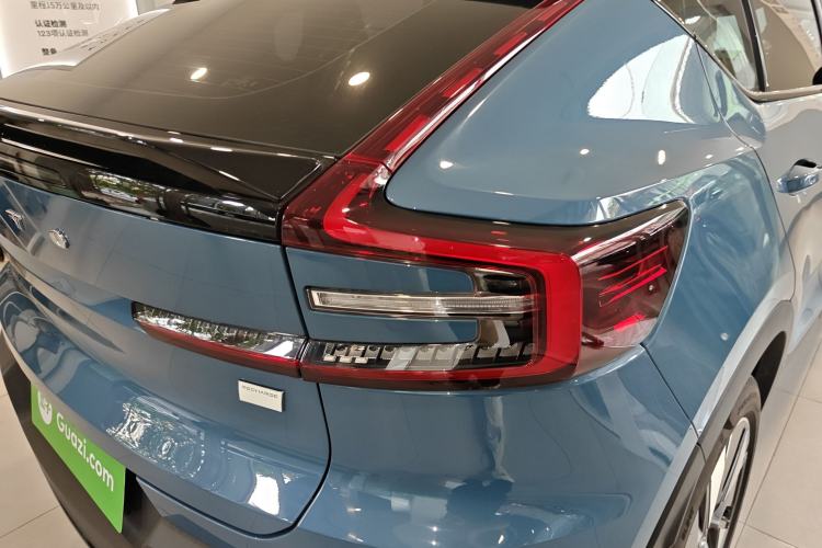 Used Volvo C40 2024 Long-Range PRO Version
