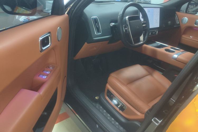 Used Li Auto L8 2023 Pro Model