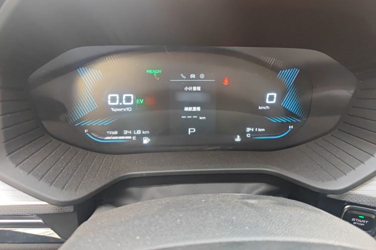 Used Wuling Asta 2022 2.0L DHT Electric-Speed Version
