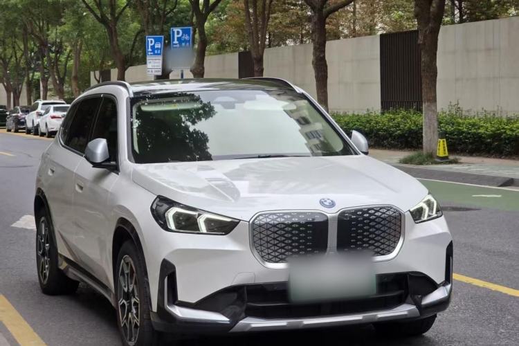 Used BMW iX1 2023 xDrive30L X Design Package
