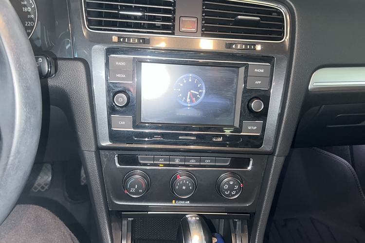 Used Volkswagen Golf 2018 230TSI Automatic Comfort Model
