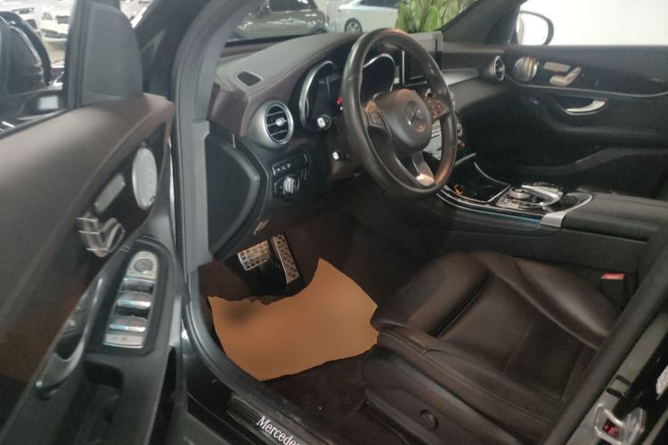 Used Mercedes-Benz GLC 2018 GLC 260 4MATIC Luxury Model