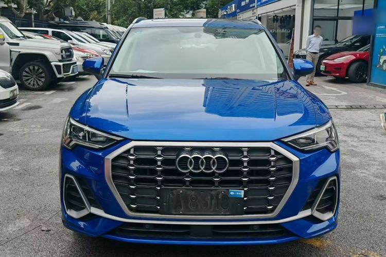 Used Audi Q3 2020 40 TFSI Fashion Dynamic Model
