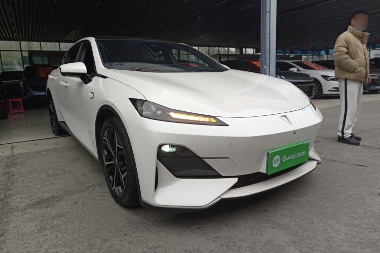 Used  SL03 2023 200Max Range-Extended Version
