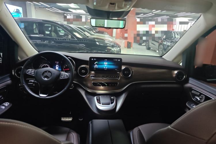 Used Mercedes-Benz V-Class 2021 V 260 L Long-wheelbase Luxury Edition