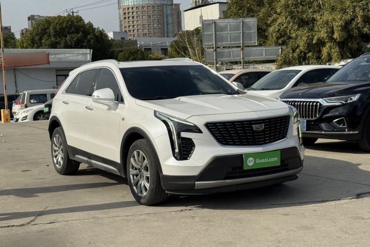 Used Cadillac XT4 2023 28T Two-Wheel-Drive Luxury Version