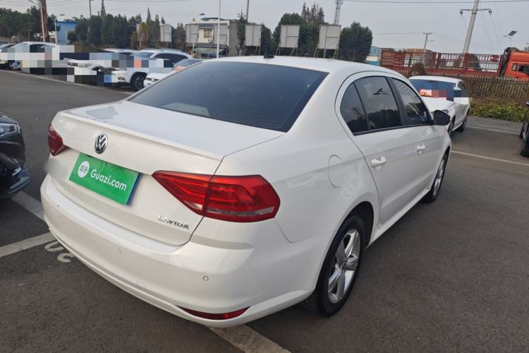 Used Volkswagen Lavida 2017 1.6L Manual Fashion Edition
