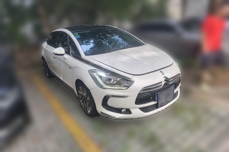 Used  5 2013 1.6T Elegant Edition THP200