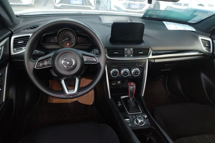 Used Mazda CX-4 2018 2.0L Automatic Two-Wheel Drive Blue Sky Dynamic Version China VI Standard