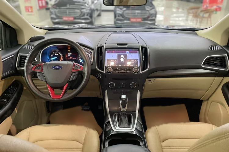 Used Ford Edge 2016 EcoBoost 245 Two-Wheel-Drive Titanium 5-Seater
