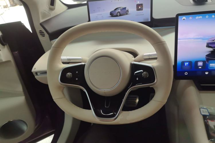 Used Hima Luxeed R7 2025 Range-Extended Version 251 km Max