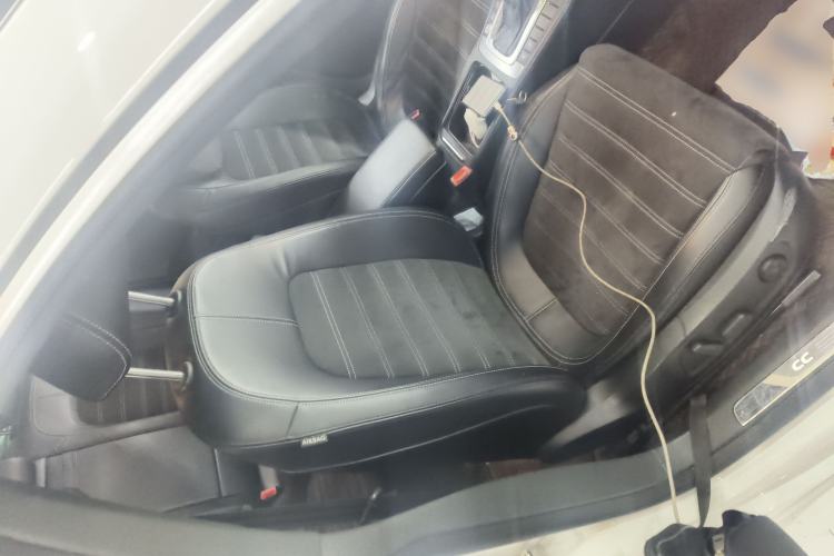 Used Volkswagen FAW-Volkswagen CC 2016 2.0 TSI Luxury Model
