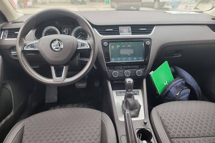 Used Skoda Octavia 2018 TSI230 DSG Luxury Edition
