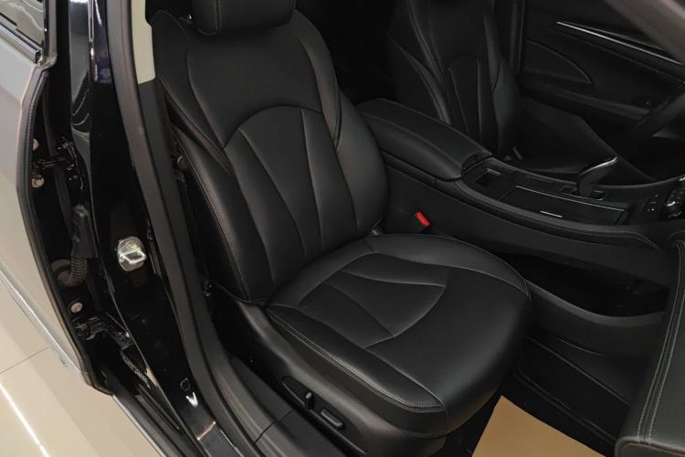 Used Buick LaCrosse 2021 652T Luxury Model
