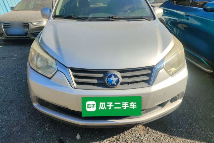 Used Venucia D50 2013 1.6L Automatic Fashion Edition