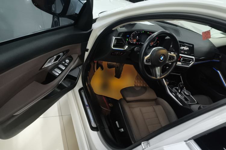 Used BMW 3 Series 2021 Second Facelift 325Li M Sport Package