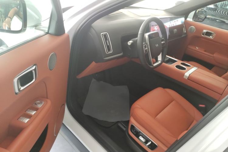 Used Li Auto L7 2023 Pro Model
