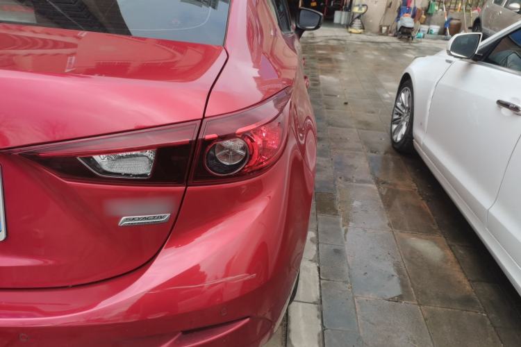 Used Mazda Mazda 3 Axela 2017 Sedan 1.5L Manual Comfort Model Emission Standard China V
