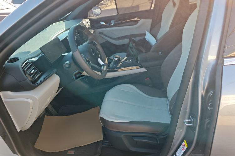 Used BYD Qin PLUS 2024 HONOR Edition DM-i 55KM Leading Model
