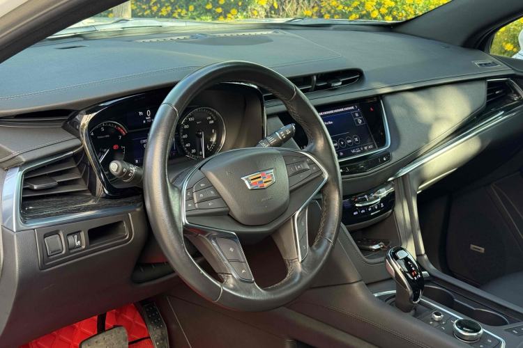 Used Cadillac XT5 2022 2.0T Four-Wheel Drive Luxury Version
