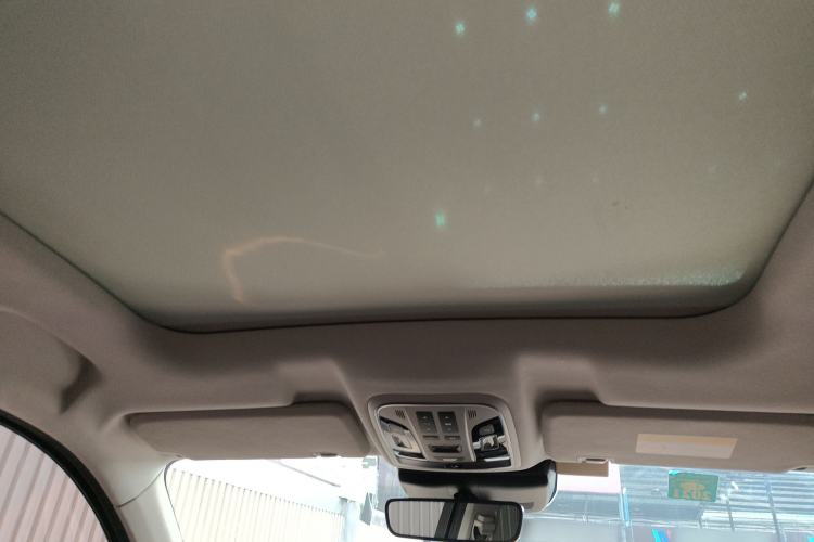 Used Wey VV6 2019 2.0T Two-Wheel-Drive Ultra-Luxury Version China VI Standard
