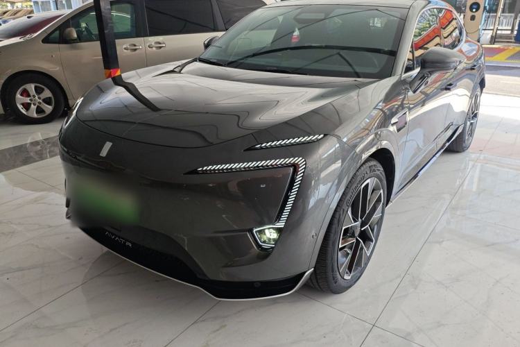 Used  11 2024 580 Three-Laser Four-Wheel Drive Luxury Edition
