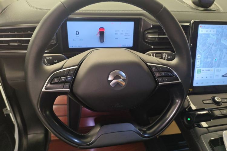 Used Nio ES8 2018 425 km Base Version Six-Seater Edition
