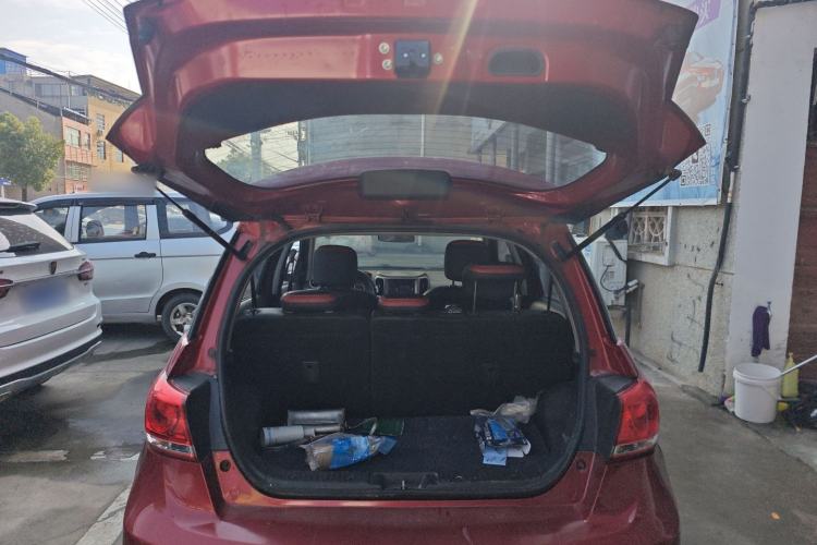 Used Haval H1 2016 Red-Label 1.5L AMT Luxury Model
