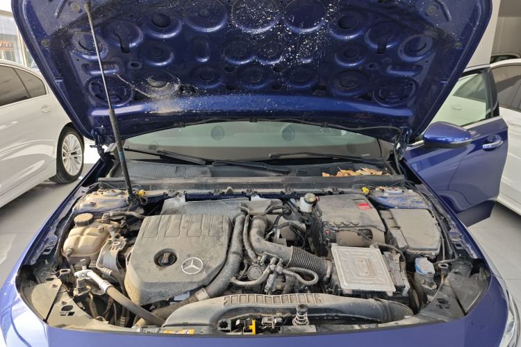 Used Mercedes-Benz A-Class 2020 Restyled A 200 L Sport Sedan Fashion Version
