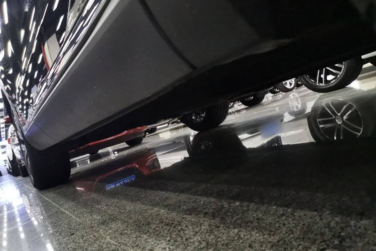 Used Hongqi HS5 2022 Facelifted Version 2.0T Smart Connect Flagship All-Wheel-Drive Edition
