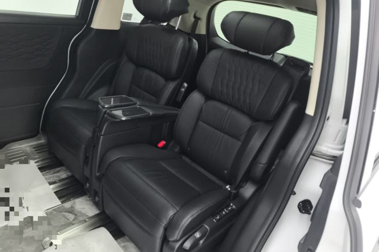 Used Honda Elysion 2022 2.0L eHEV Luxury First Edition
