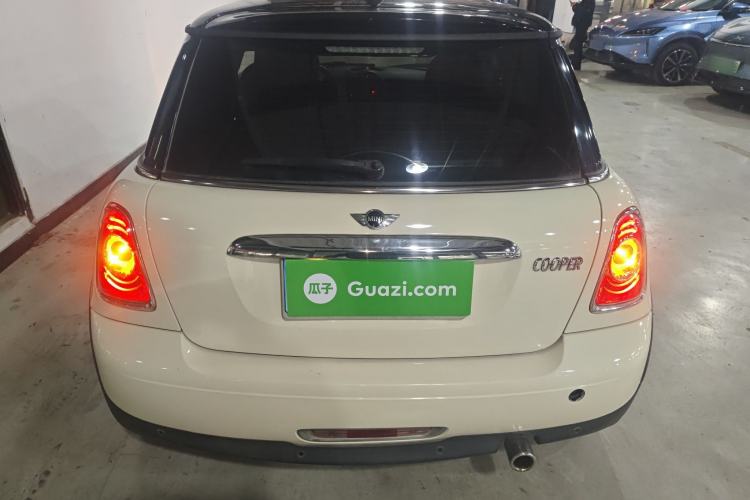 Used  MINI 2012 1.6L COOPER Baker Street
