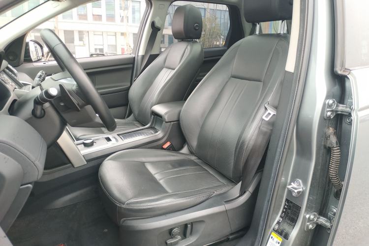 Used Land Rover Discovery Sport 2018 240 PS SE Version