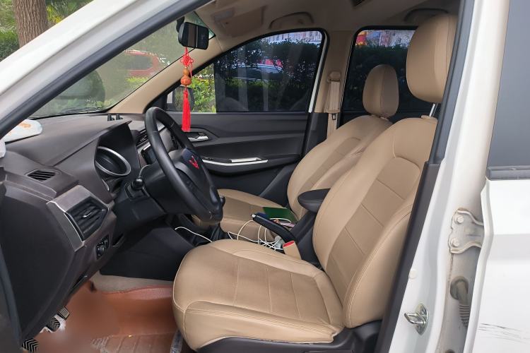 Used Wuling Hongguang 2021 1.5L Facelifted S Comfort Version with Electric Power Steering LAR
