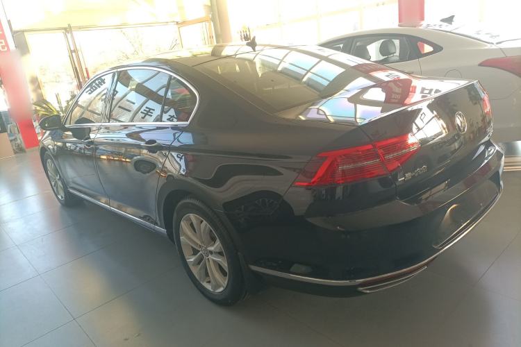 Used Volkswagen Magotan 2019 330TSI DSG Luxury Version China VI Standard
