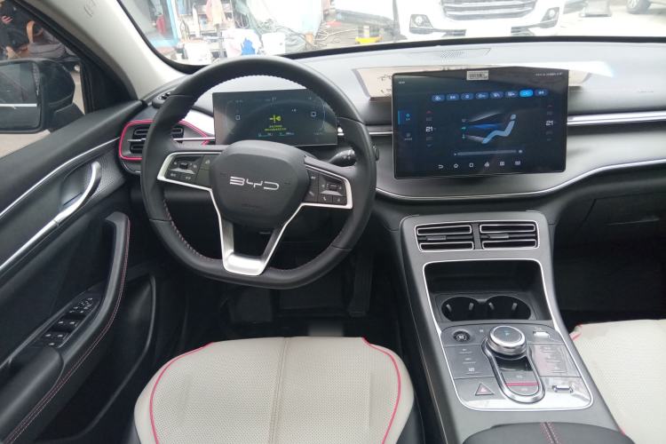 Used BYD Destroyer 05 2024 HONOR Edition DM-i 55KM Prestige Model
