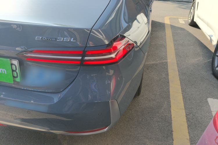 Used BMW i5 2024 eDrive 35L Prestige Luxury Package
