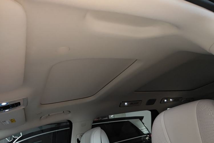 Used Denza D9 2025 DM-i Intelligent Drive 1020 Four-Wheel Drive Flagship Model