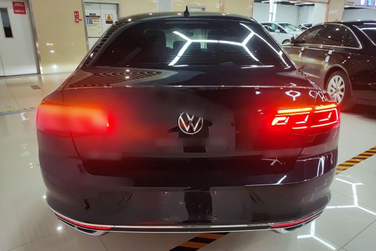 Used Volkswagen Magotan 2023 2 Million Units Limited Edition 330TSI DSG Leading Version