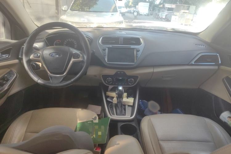 Used Ford Escort 2015 1.5L Automatic Fashion Model