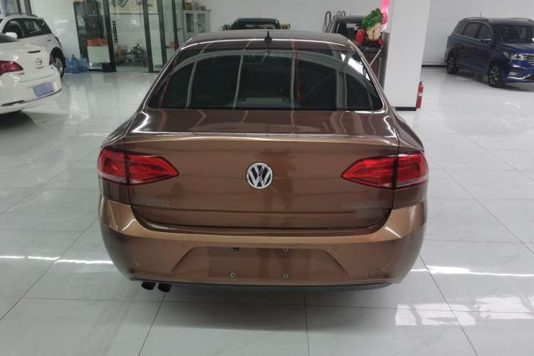 Used Volkswagen Lamando 2017 230TSI DSG Fashion Edition
