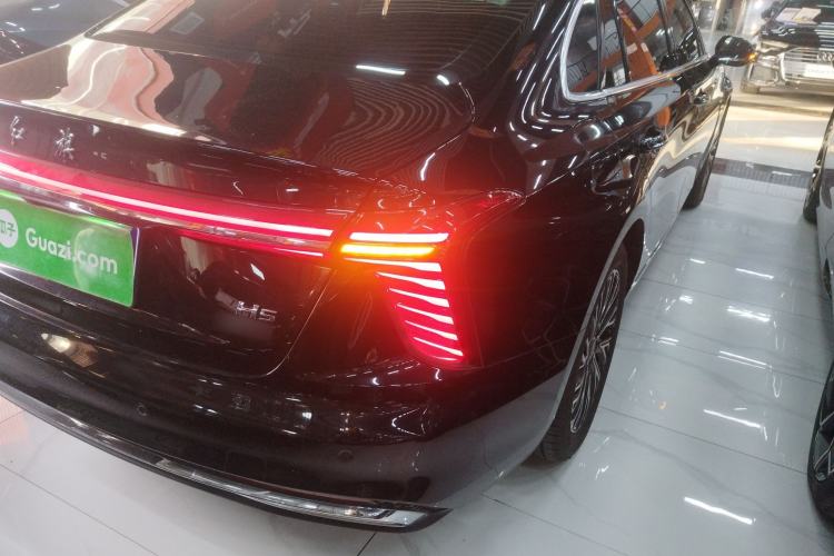 Used Hongqi H5 2024 2.0T Automatic Smart Connect Flagship Edition
