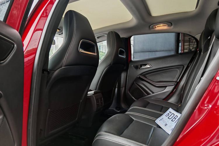 Used Mercedes-Benz GLA 2016 GLA 220 4MATIC Fashion Edition
