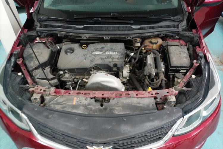 Used Chevrolet Cruze 2017 1.5L Automatic Pioneer Sunroof Edition
