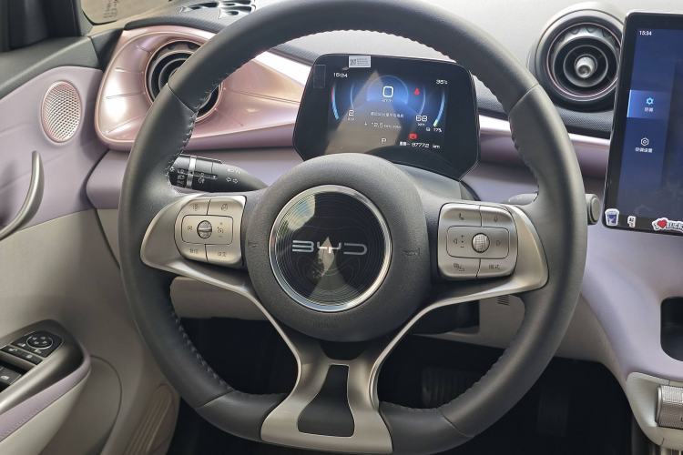 Used BYD Dolphin 2021 405 km Fashion Edition
