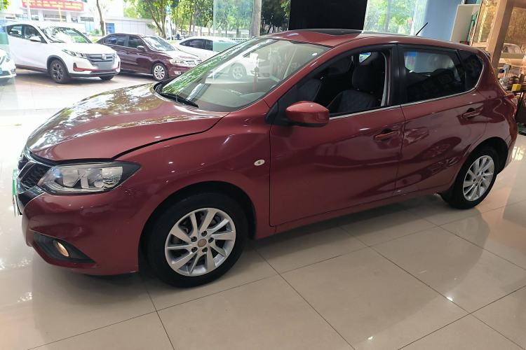 Used Nissan Tiida 2016 1.6L CVT Cool Dynamic Edition
