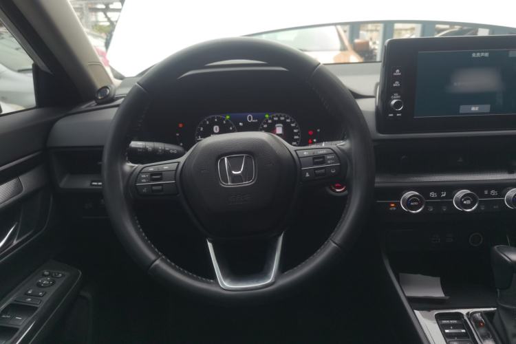 Used Honda Breeze 2023 240TURBO Two-Wheel-Drive Luxury PRO 7-Seater
