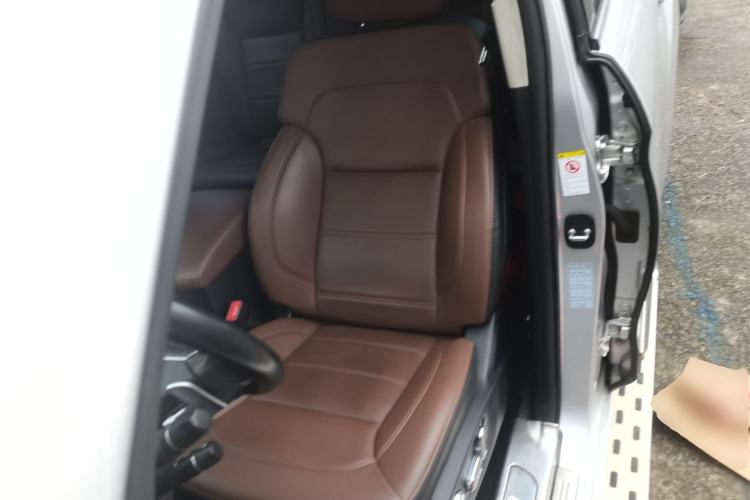 Used Haval H9 2016 2.0T Four-Wheel Drive Luxury 7-Seater
