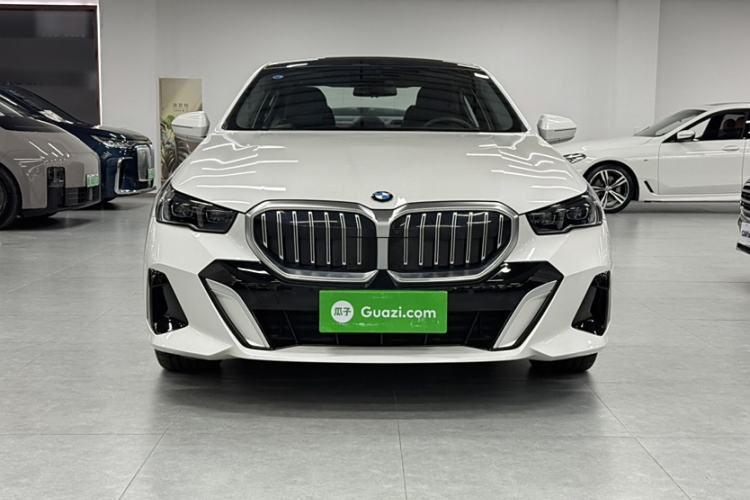 Used BMW 5 Series 2024 530Li Luxury Edition M Sport Package
