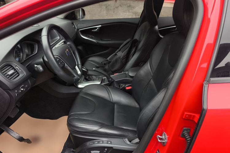 Used Volvo V40 2016 T3 Zhiyi Edition
